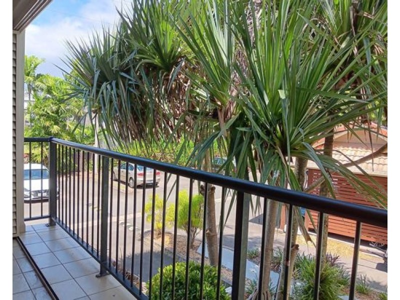 208 2-8 Rigg Street, Woree QLD 4868