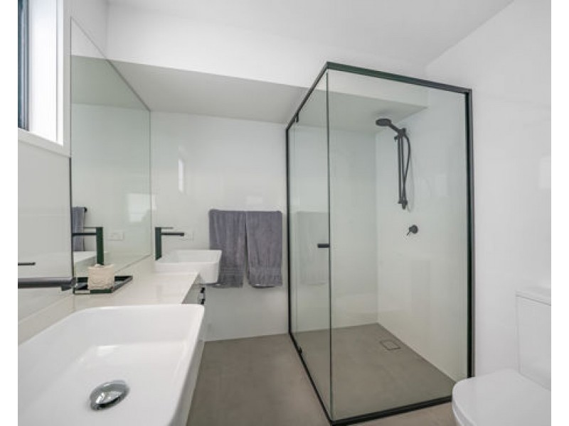 5/17 Le Mans Drive, Mermaid Waters QLD 4218