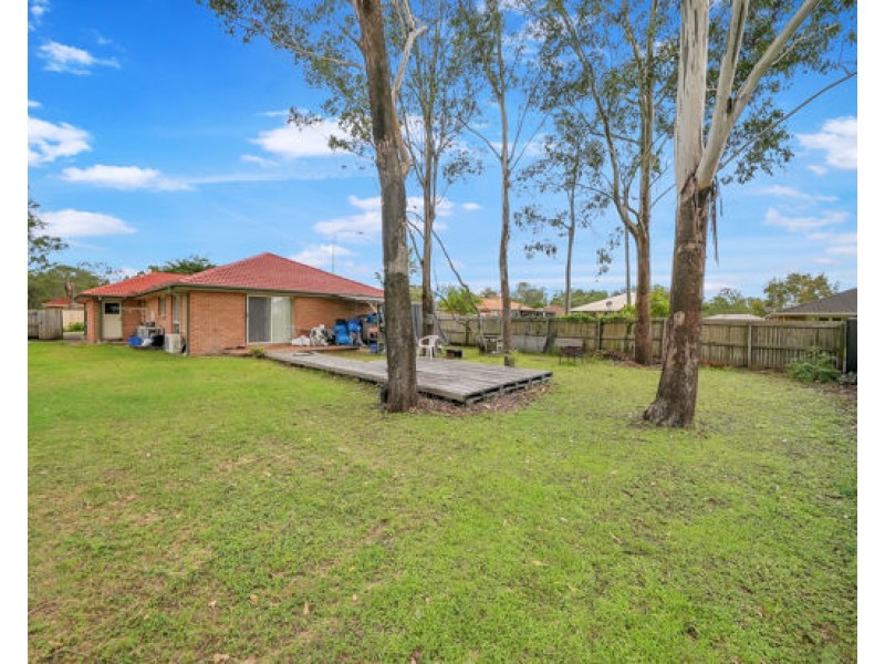 13 Daintree Place, Redbank QLD 4301