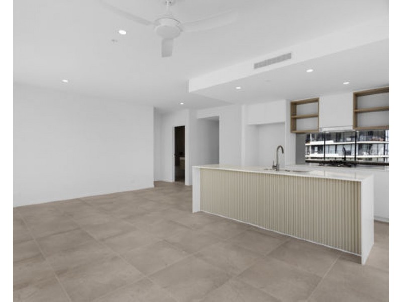 Hope Island QLD 4212