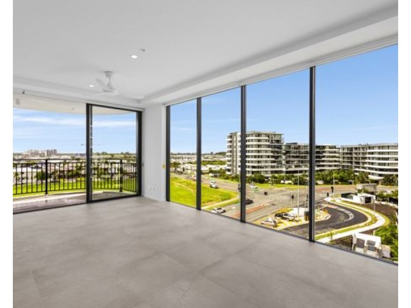 Hope Island QLD 4212