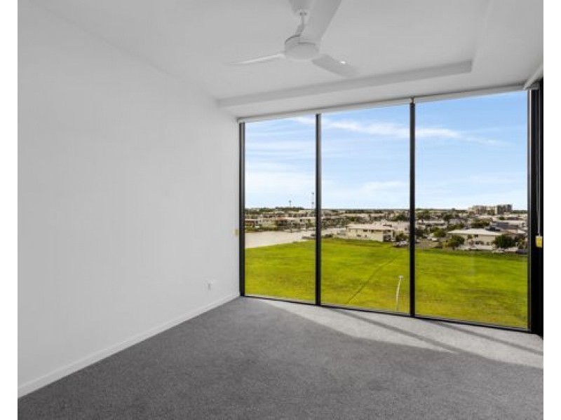 Hope Island QLD 4212