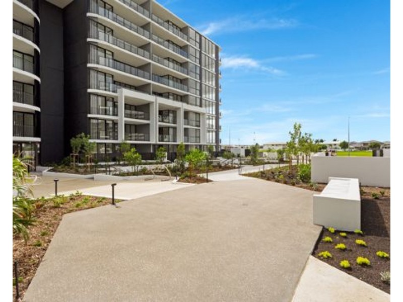 Hope Island QLD 4212