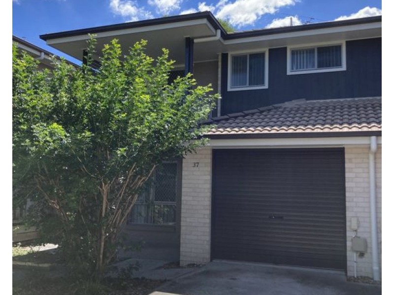 37 99 Peverell Street, Hillcrest QLD 4118