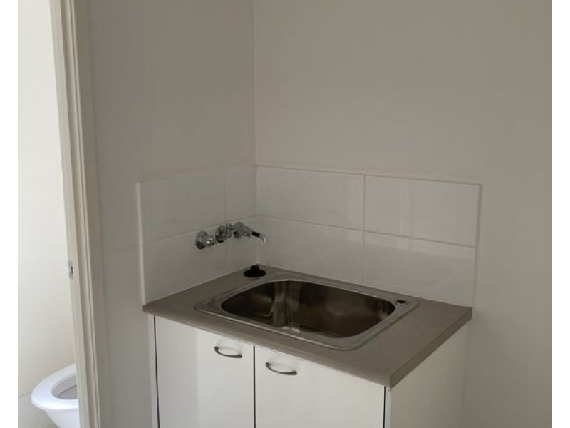 37 99 Peverell Street, Hillcrest QLD 4118