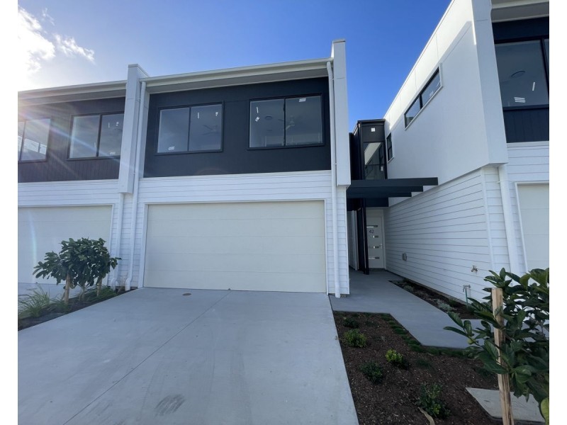 41 Delta Circuit, Hope Island QLD 4212