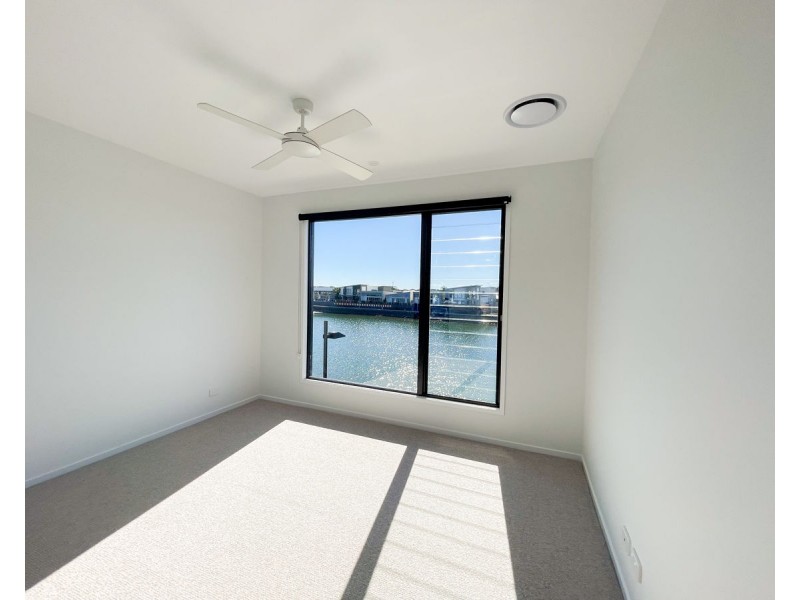 41 Delta Circuit, Hope Island QLD 4212