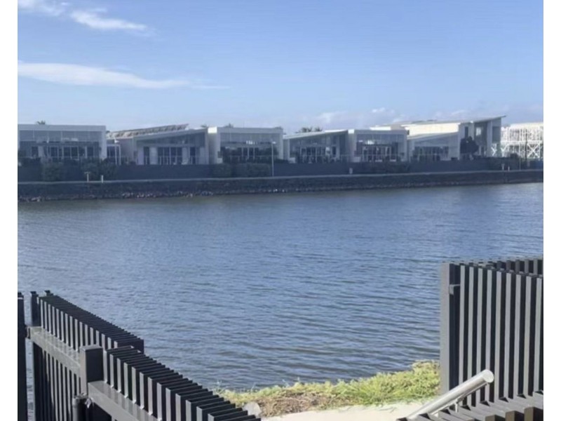 41 Delta Circuit, Hope Island QLD 4212