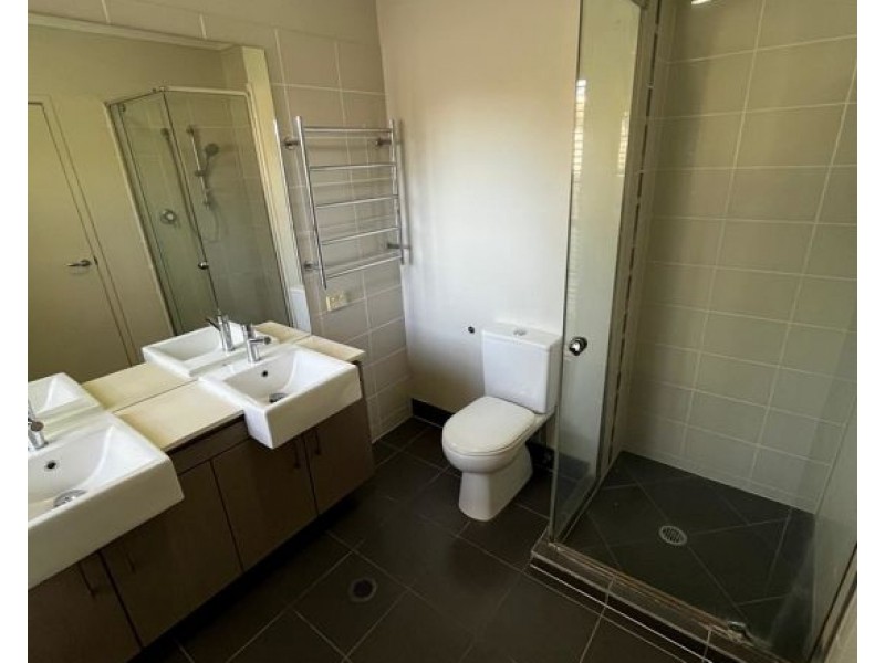 10 Girraween Place, Waterford QLD 4133