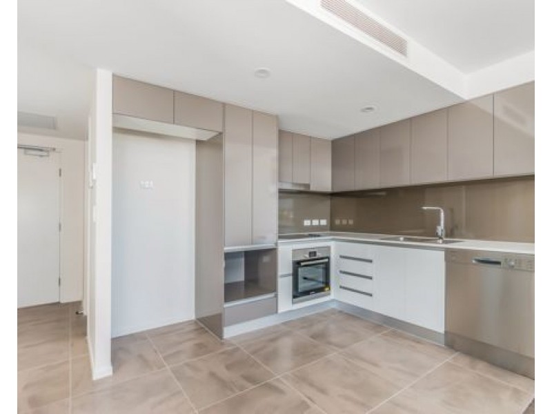 614 45 Wellington Road, East Brisbane QLD 4169