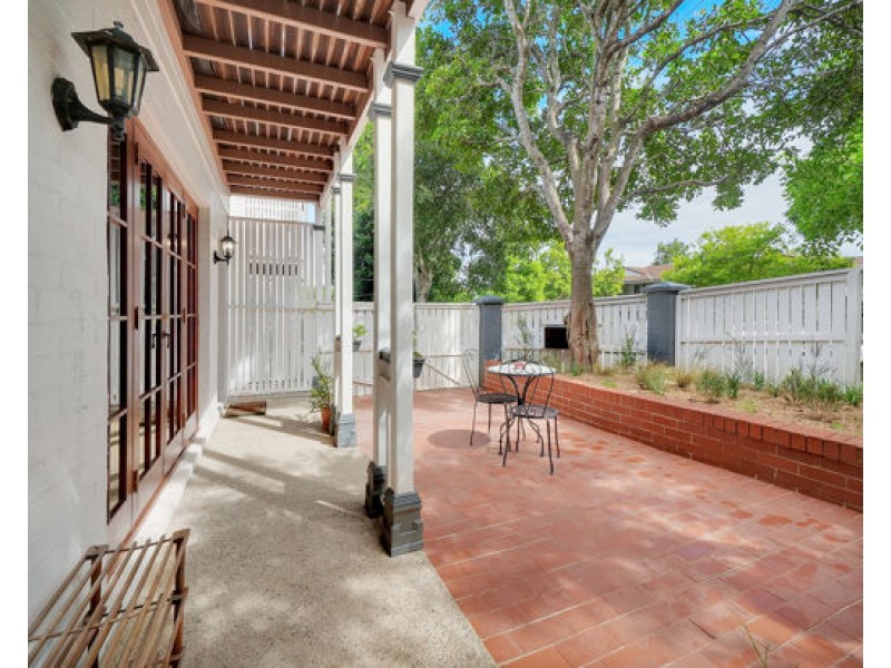 1/61 Gustavson Street, Annerley QLD 4103