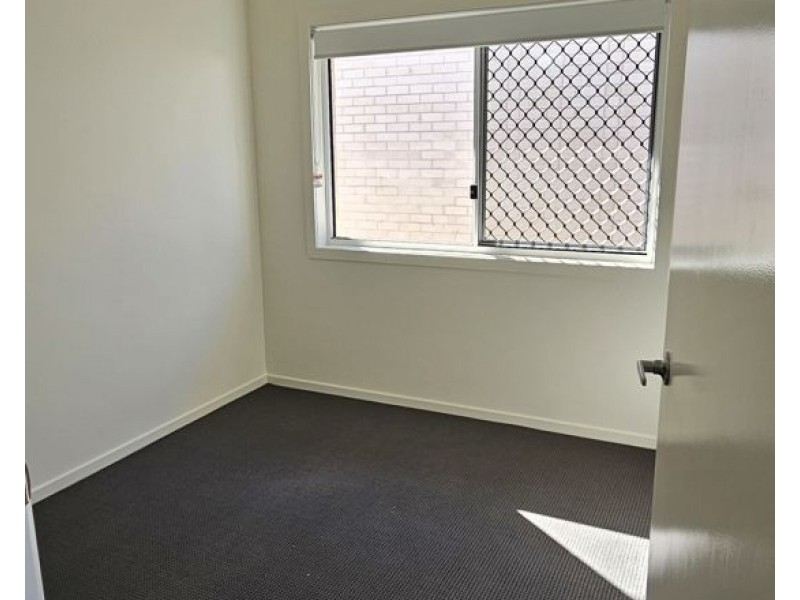 6 Cowley Street, Jimboomba QLD 4280