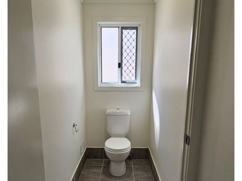 6 Cowley Street, Jimboomba QLD 4280