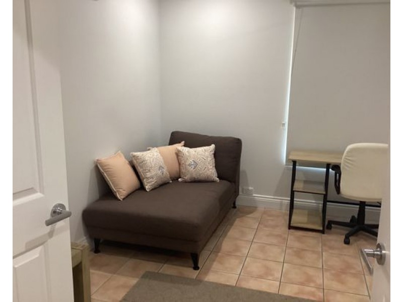 64/72-84 Kowinka St, White Rock QLD 4868