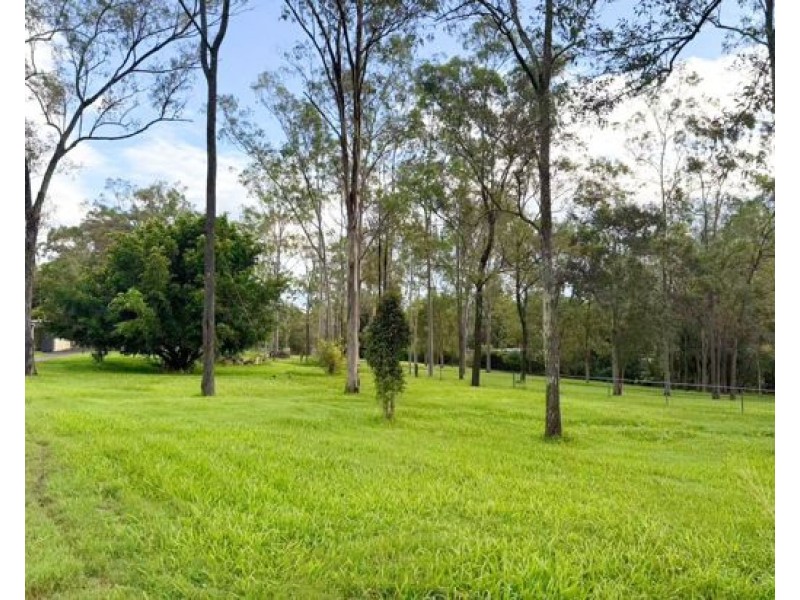 58 – 60 Gasconye Drive, Karalee QLD 4306