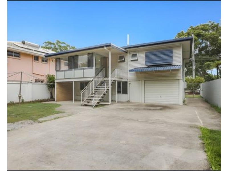 111 Welsby Parade, Bongaree QLD 4507