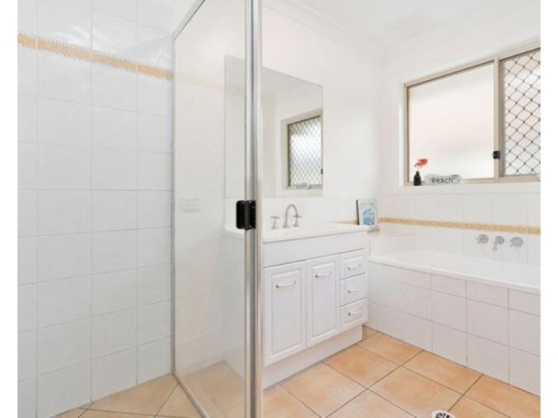 3 Heathwood Street, Taigum QLD 4018