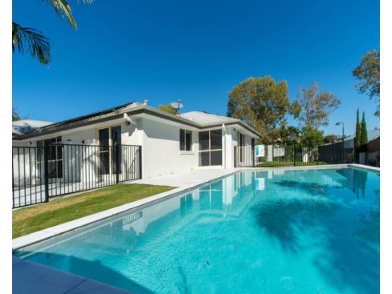 4 ICEFIRE LANE, Coomera Waters QLD 4209