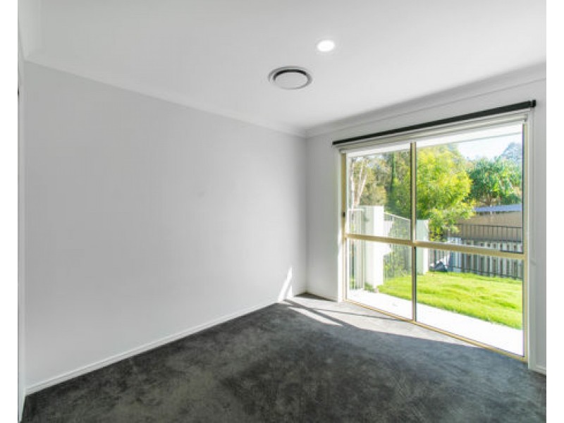 4 ICEFIRE LANE, Coomera Waters QLD 4209