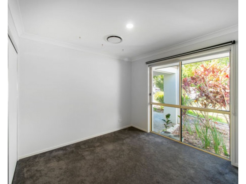 4 ICEFIRE LANE, Coomera Waters QLD 4209