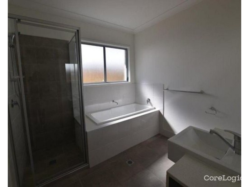 15 King Orchid Circuit, Coomera QLD 4209