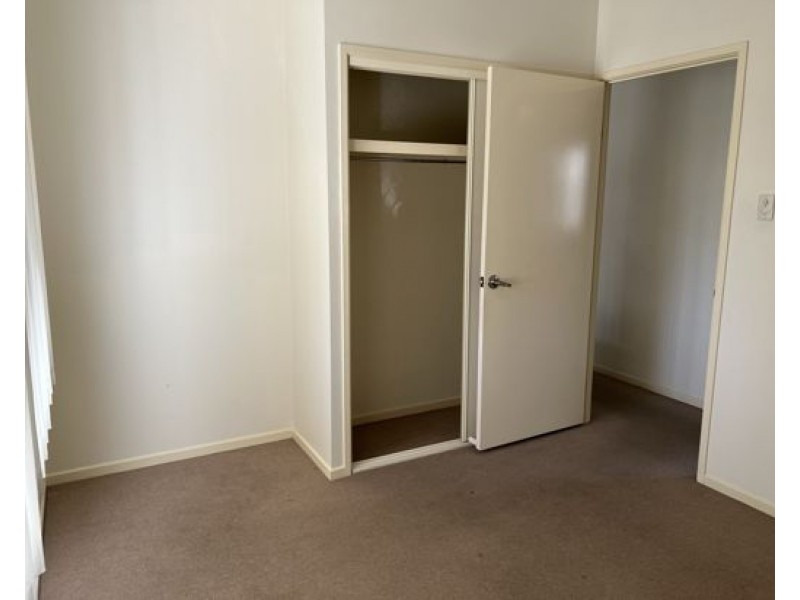 12 13 Thomas Street, Goodna QLD 4300