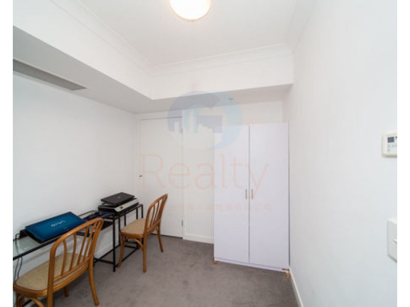 31607/9 Lawson Street, Southport QLD 4215