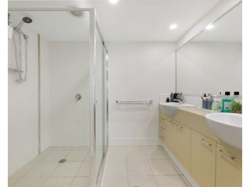 12/1 Acacia Court, Robina QLD 4226