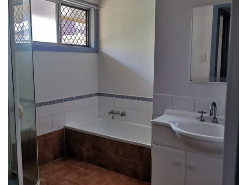 3 Longridge Street, Macgregor QLD 4109