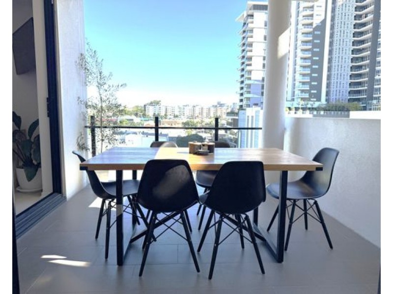 Unit 602 45 Wellington Road, East Brisbane QLD 4169