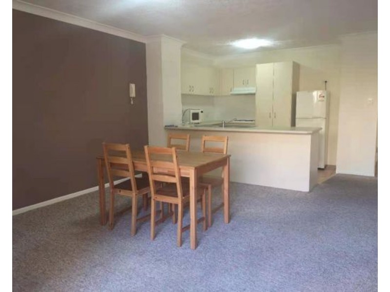 16-26 Waverley Street, Southport QLD 4215