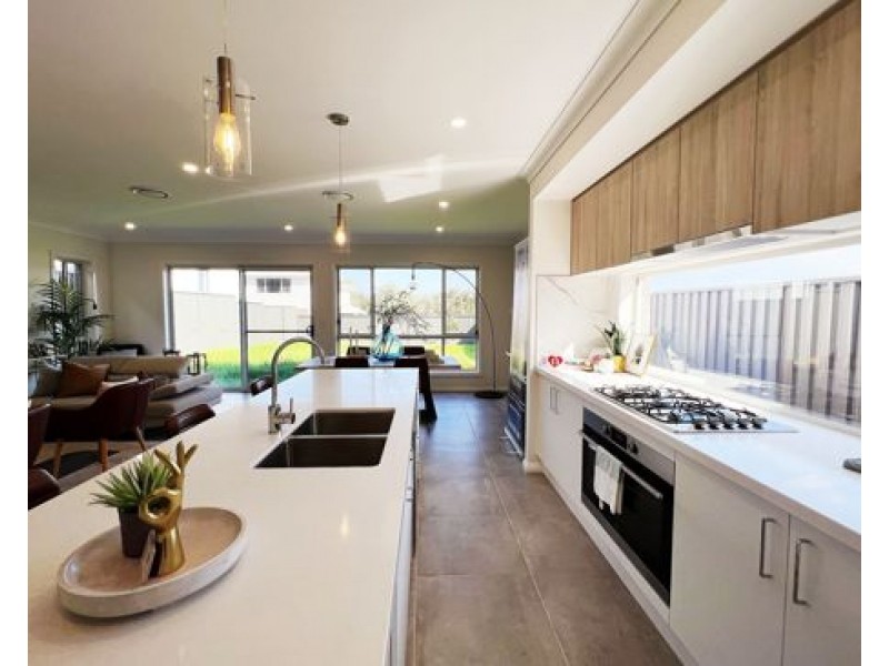 39 Mason Road, Box Hill NSW 2765