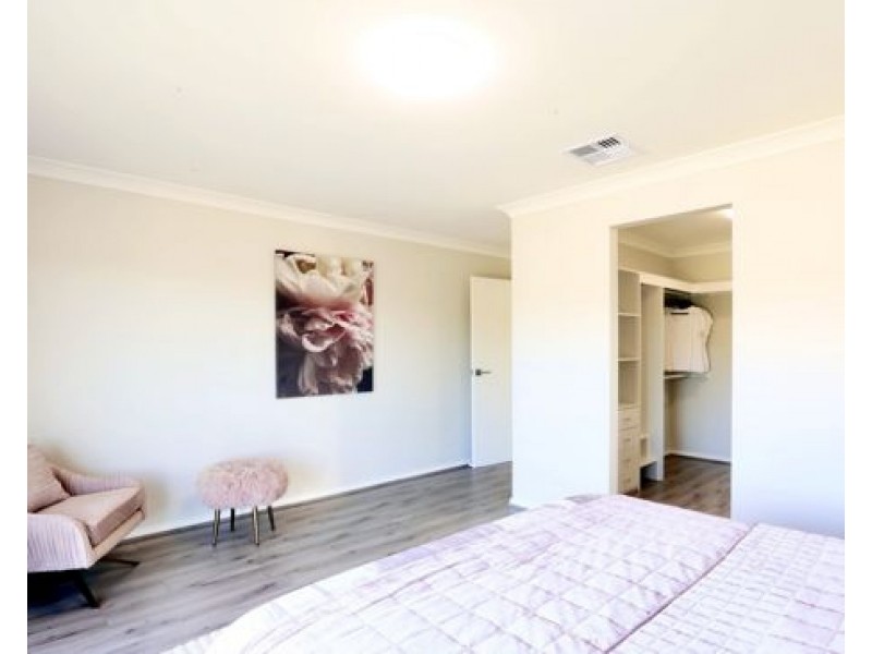 39 Mason Road, Box Hill NSW 2765