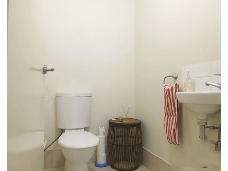 8/20 Rosella Close, Calamvale QLD 4116