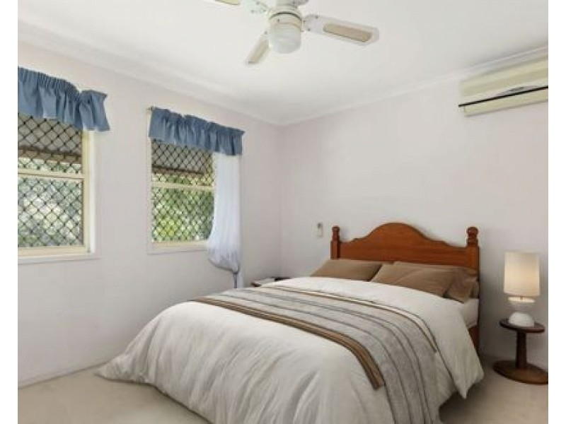 75 McConnell Crescent, Brookfield QLD 4069