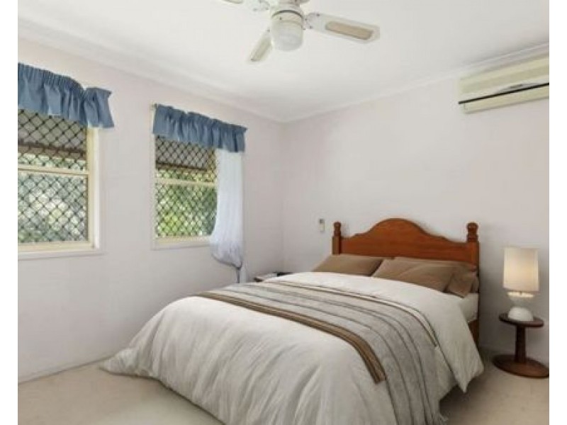 75 McConnell Crescent, Brookfield QLD 4069
