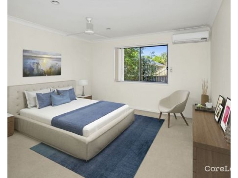33/1 Belongil Street, Pacific Pines QLD 4211