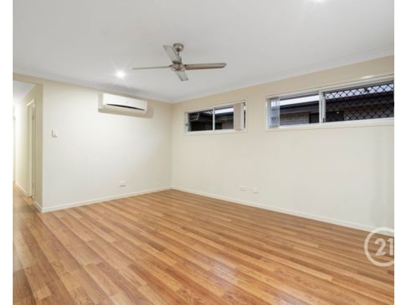 107 SUMMERVIEW AVENUE, Yarrabilba QLD 4207