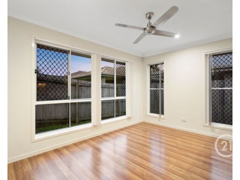 107 SUMMERVIEW AVENUE, Yarrabilba QLD 4207