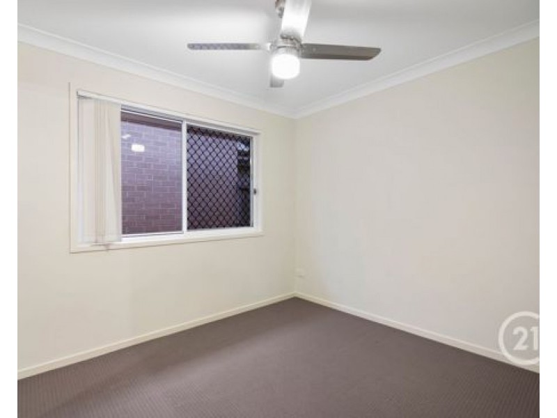 107 SUMMERVIEW AVENUE, Yarrabilba QLD 4207