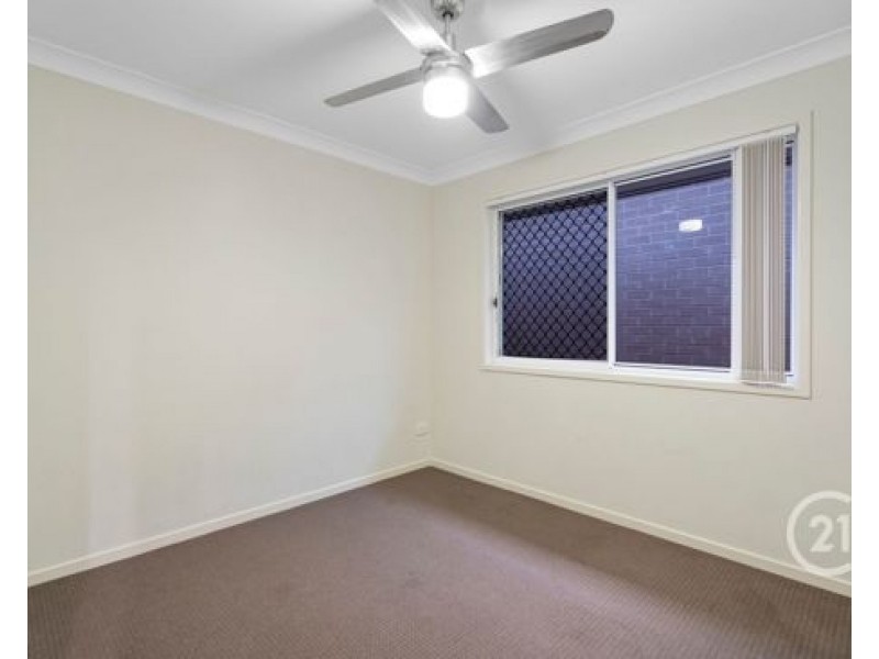 107 SUMMERVIEW AVENUE, Yarrabilba QLD 4207