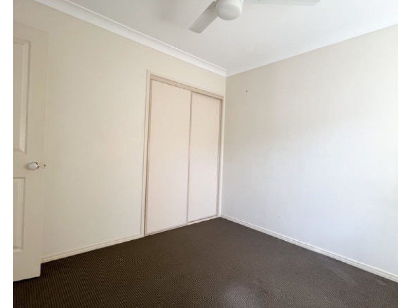 4 IDALIA LANE, Waterford QLD 4133