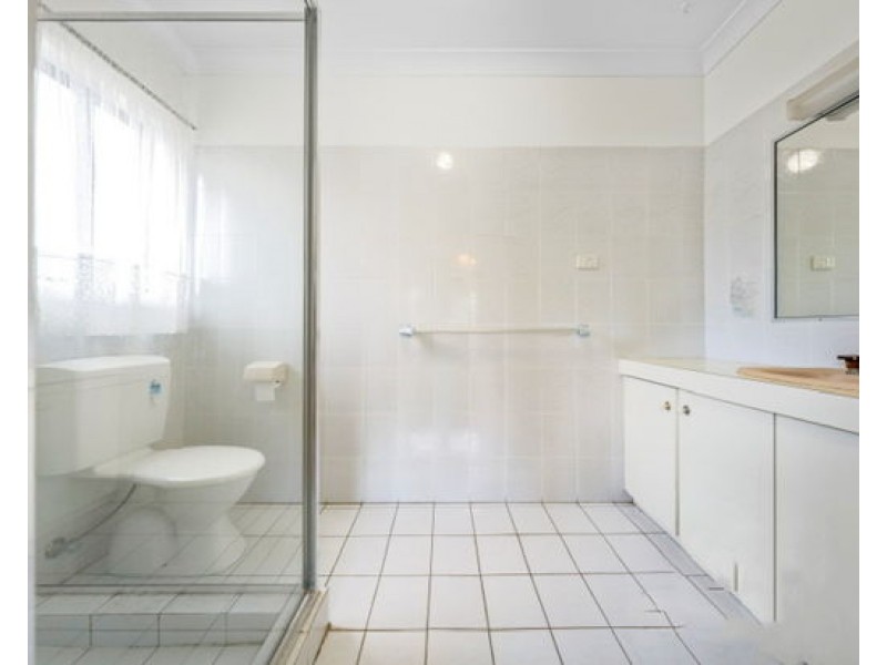 110 Rosia Road, Park Ridge QLD 4125