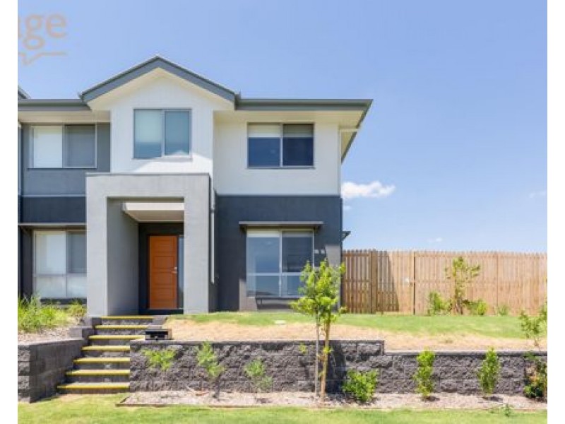 4/30 SCENIC ROAD, Redbank Plains QLD 4301
