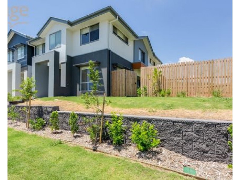4/30 SCENIC ROAD, Redbank Plains QLD 4301