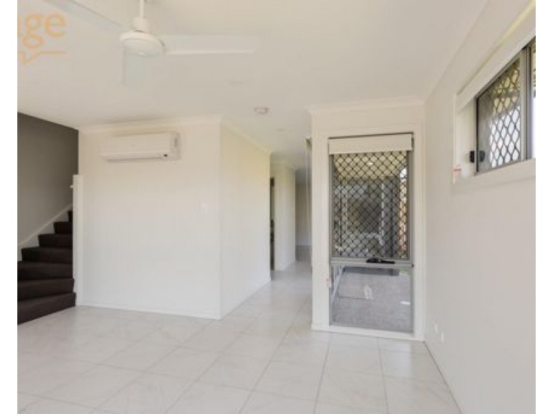 4/30 SCENIC ROAD, Redbank Plains QLD 4301