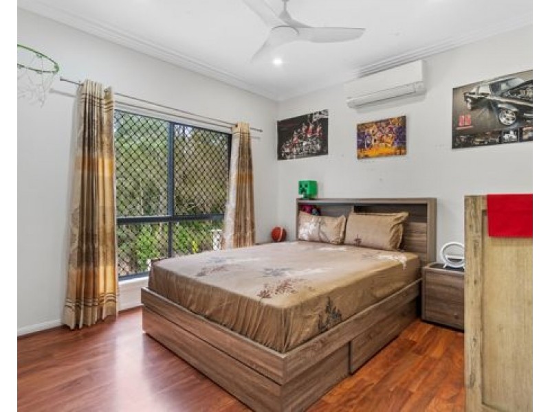 120 Falkland Street, Pallara QLD 4110