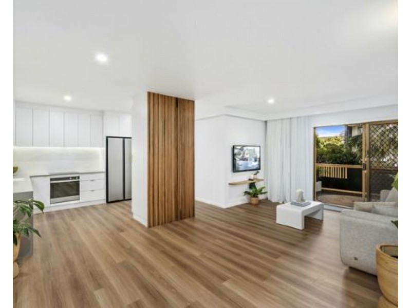 4/26 Palm Avenue, Surfers Paradise QLD 4217