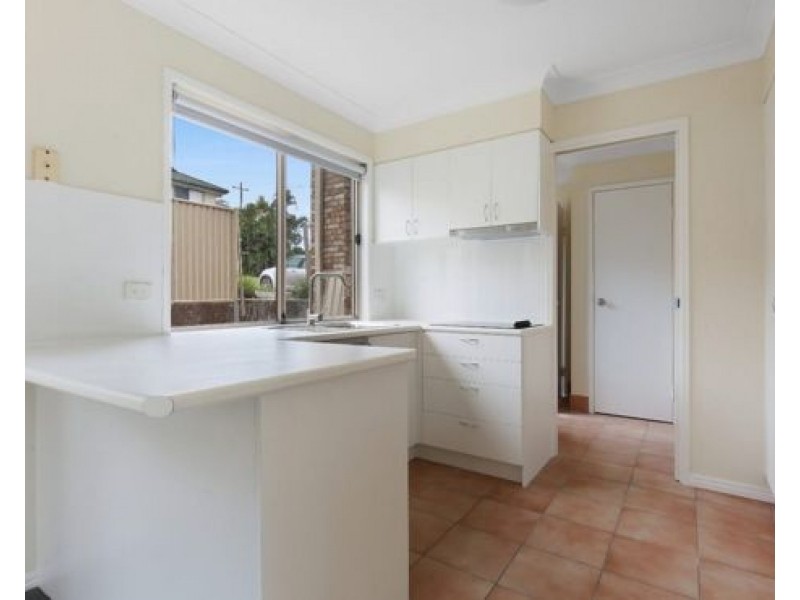 2/109 Pohlman Street, Southport QLD 4215