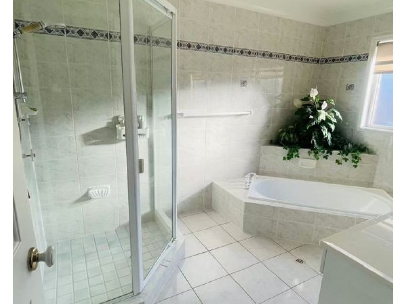 21 Poinciana Crescent, Stretton QLD 4116